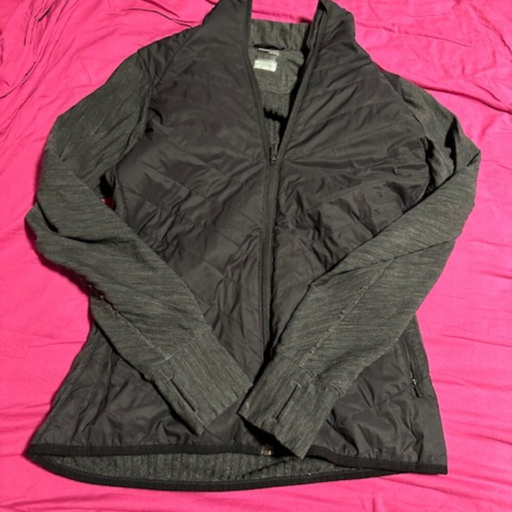 Icebreaker merino wool jacket size medium
